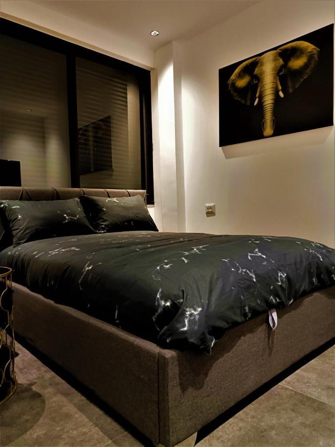 Luxury Aparment 5 Room 2 Minutes From The Beach บัตยัม ภายนอก รูปภาพ