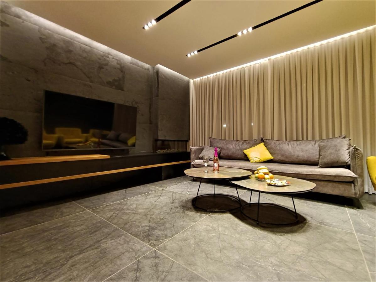 Luxury Aparment 5 Room 2 Minutes From The Beach บัตยัม ภายนอก รูปภาพ