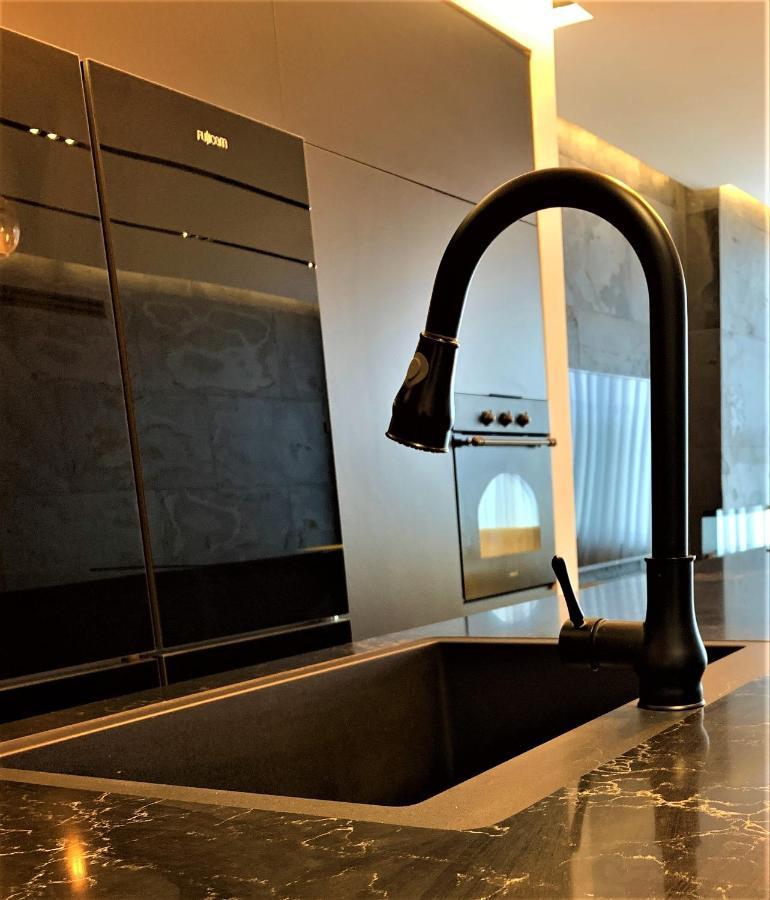 Luxury Aparment 5 Room 2 Minutes From The Beach บัตยัม ภายนอก รูปภาพ