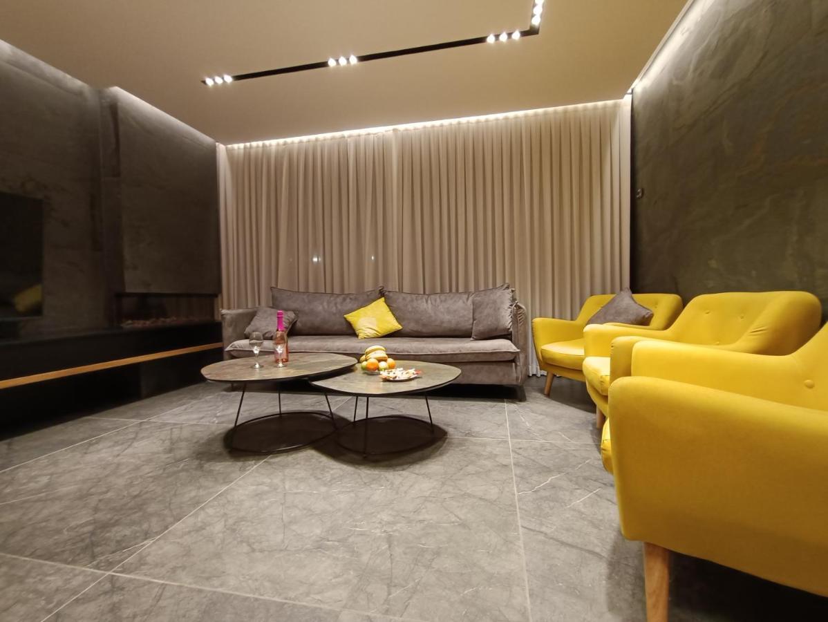 Luxury Aparment 5 Room 2 Minutes From The Beach บัตยัม ภายนอก รูปภาพ