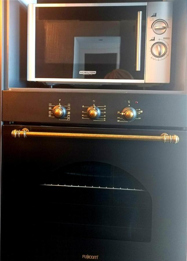 Luxury Aparment 5 Room 2 Minutes From The Beach บัตยัม ภายนอก รูปภาพ
